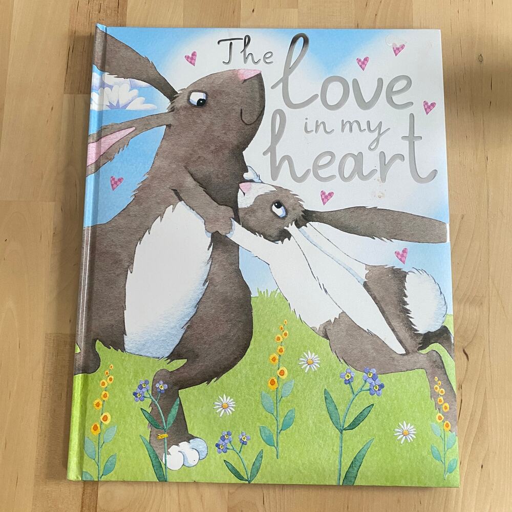🧨LOWEST PRICE🧨 The Love In My Heart Oversized Hardback Lap Book